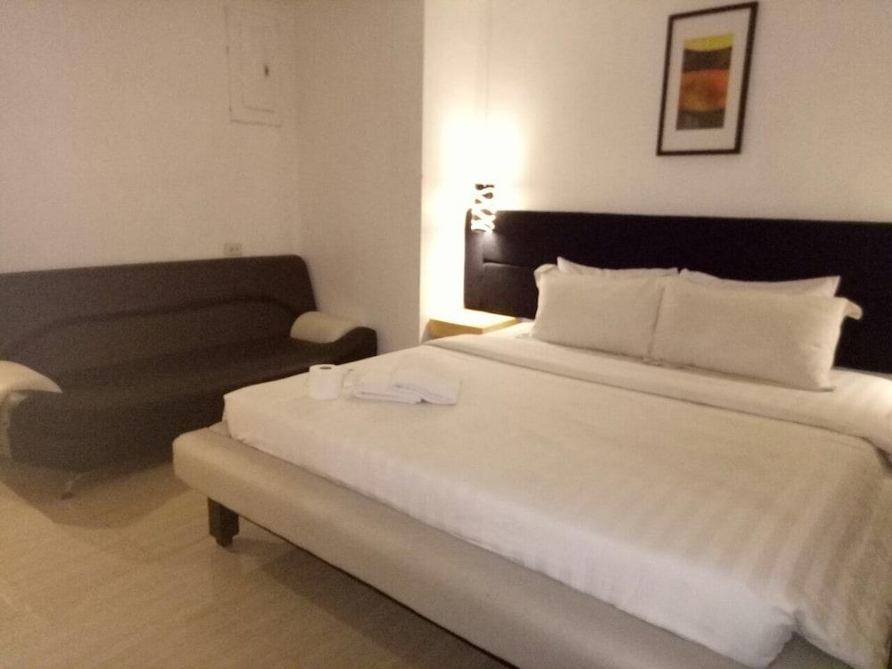 Dragonlink Suites Makati City Exteriör bild