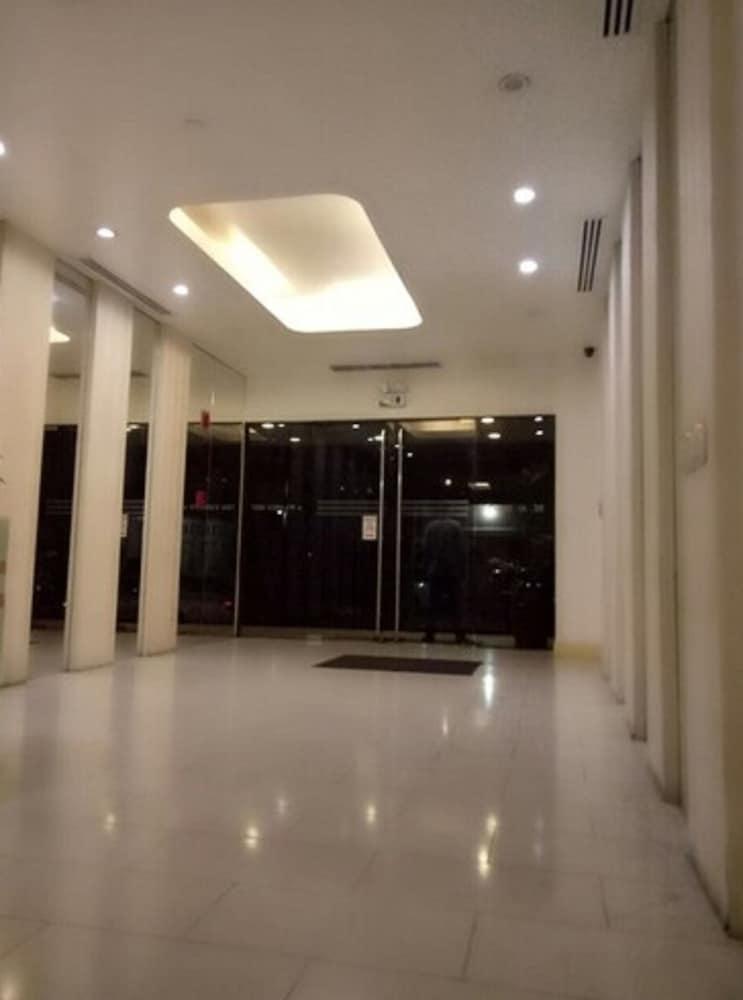 Dragonlink Suites Makati City Exteriör bild